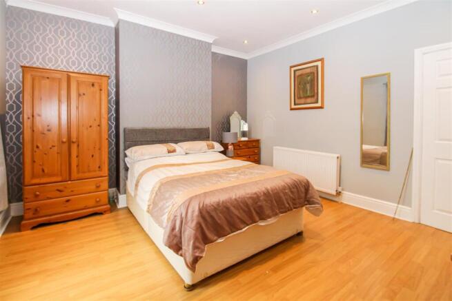 2 bed Terraced for sale Image 7