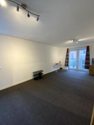 2 bed Flat for sale Image 6