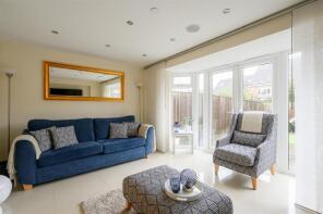 5, Chancellor Grove, Dringhouses, York YO24 1UQ