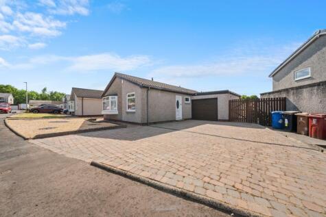 Tulliallan Place, Stenhousemuir, Larbert, FK5