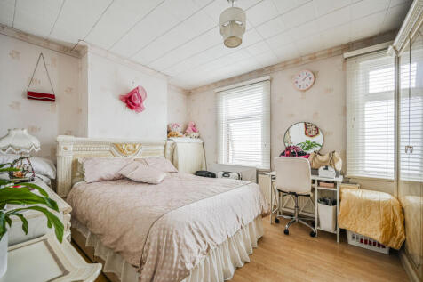 Mayfield Road, Walthamstow, London, E17