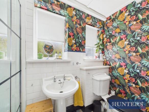 2 bed Semi-Detached Bungalow for sale Image 5