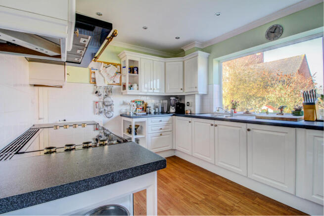 Kitchen / Breakfast Room (1)