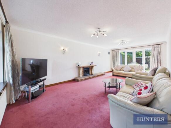 4 bed Detached for sale Image 4