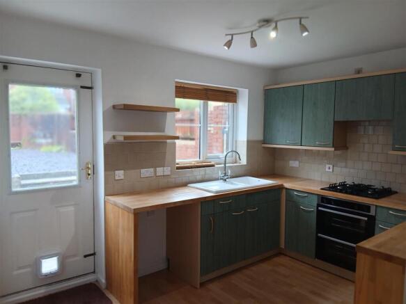 Emanuel Close, Caerphilly photo 5