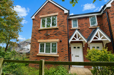 Woodend Close, Grays, RM17