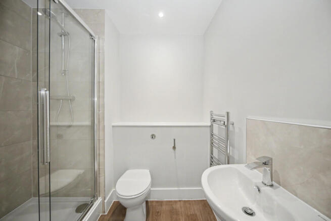 2 bed Apartment for sale Image 4