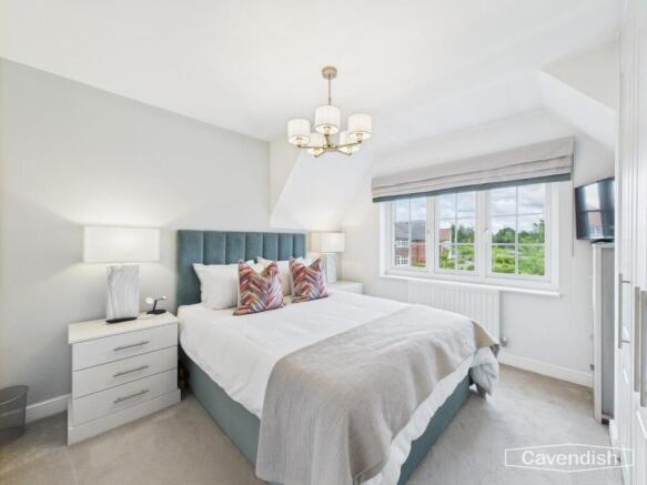 PRINCIPAL BEDROOM