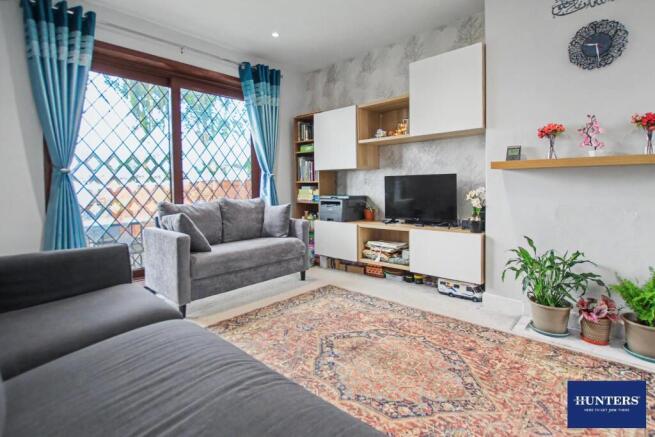 3 bed Semi-Detached for sale Image 4