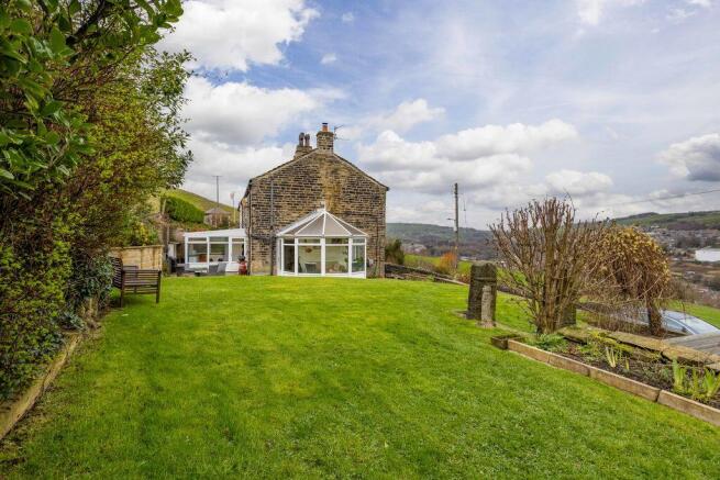 46-48 Sparkhouse Lane, Norland HX6 3QU photo 4