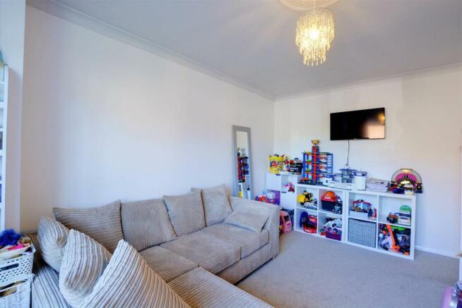 Family Room_2.jpeg