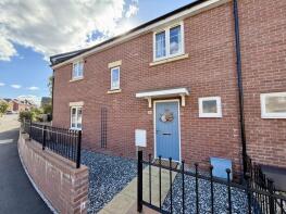 31, Kingfisher Drive, Houndstone, Yeovil BA22 8GG