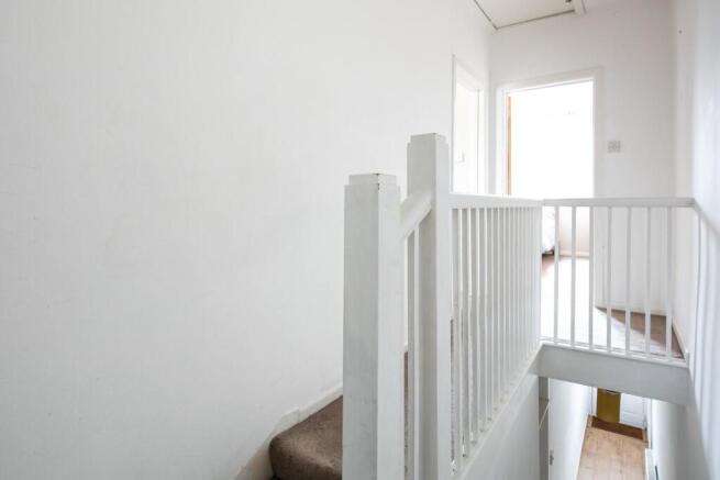 71 Hungerford Road-10.jpg
