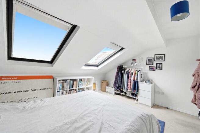 2 bed Apartment for sale Image 12