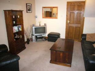 SITTING ROOM PIC 2