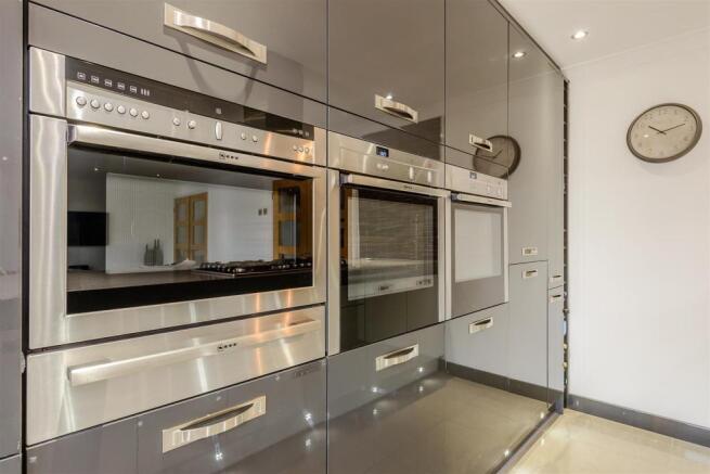8284899-interior21-m