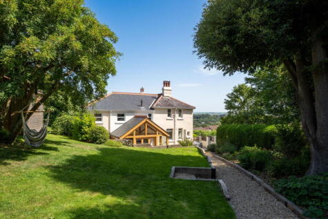 Mount Raleigh Avenue, Bideford, North Devon