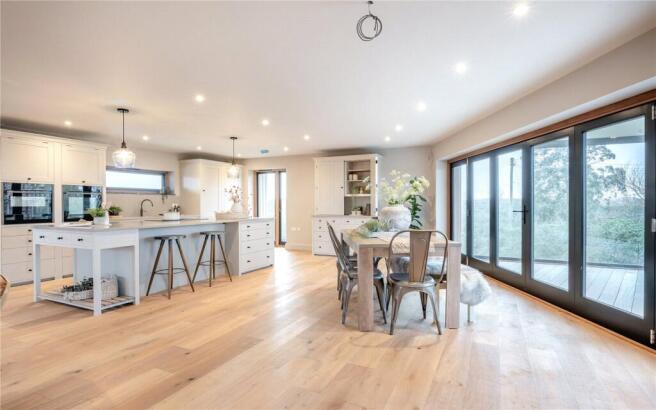 Kitchen/Dining