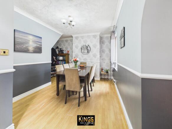3 bed Semi-Detached for sale Image 5