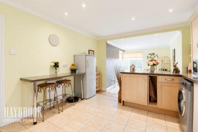 2 bed Detached Bungalow for sale Image 8