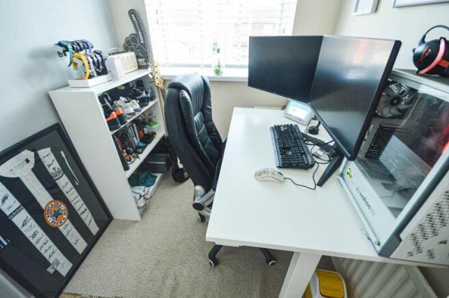 Photo 9