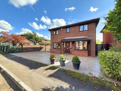 Christchurch Road, Sale, M33