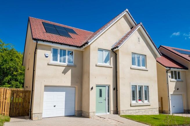 belwood oaks, penicuik