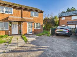 26, Cropmark Way, Basingstoke RG22 4TA