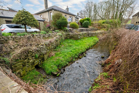 Dotcliffe Road, Kelbrook, Lancashire, BB18