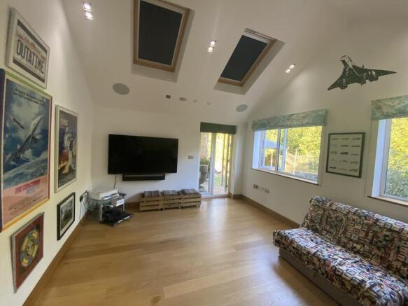 5 - Media Room.jpg
