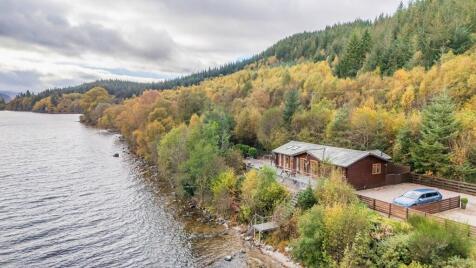 11 The Moorings. Loch Ness Highland Lodges, Invermoriston, Inverness-shire, IV63 7YE
