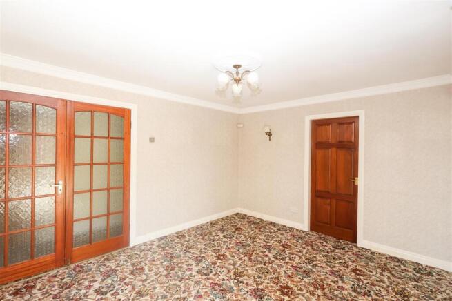 3 bed Detached Bungalow for sale Image 10