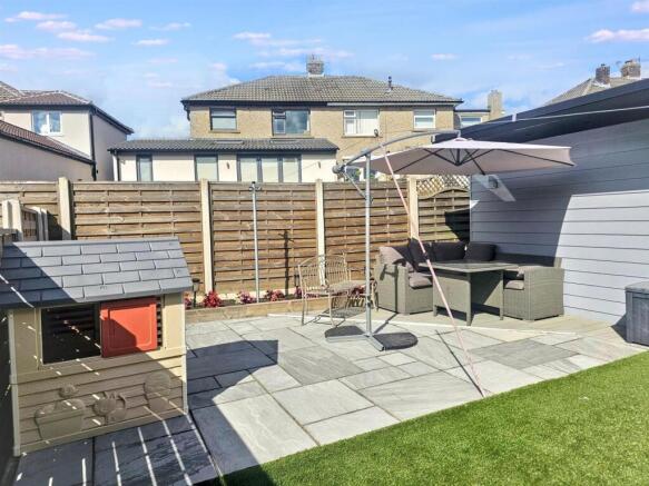 3 bed Semi-Detached for sale Image 10