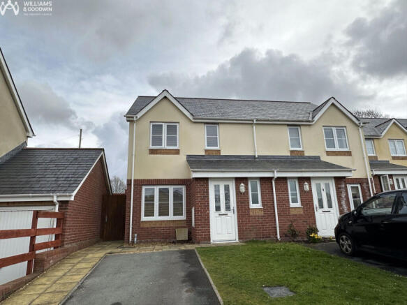 3-bed semi-detached on Ger Y Nant, Y Felinheli, Gwynedd, LL56, £239,950