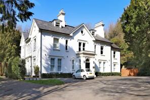Flat 5, Burleighfield House, London Road, High Wycombe HP10 9RF