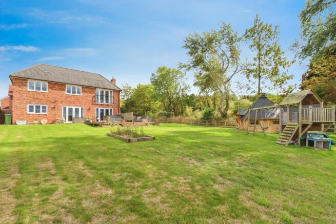 Prescott Court, Baschurch, Shrewsbury, SY4 photo 4