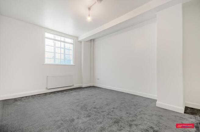Bedroom/Reception