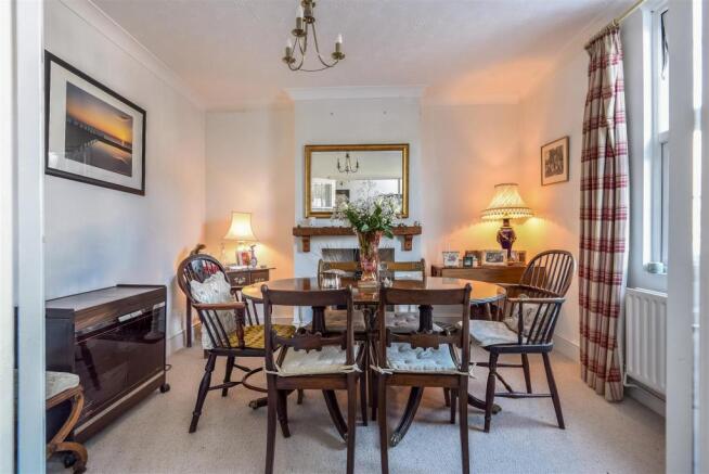 Dining Room.jpg