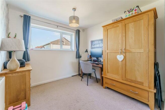 3 bed Bungalow for sale Image 7