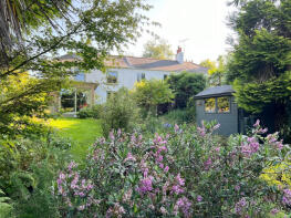 2, Ilcombe Cottages, Penstowe Park, Kilkhampton, Bude EX23 9QY