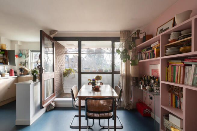 325404 - RF-CHISENHALE-RD-16.jpg