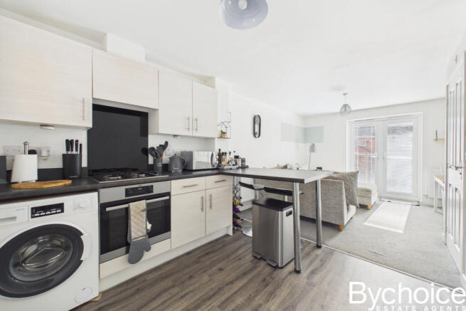 CAM05454G0-PR0231-STILL008