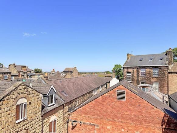 2 bed Flat for sale Image 7