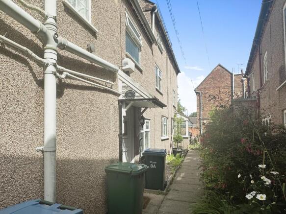 longford 20square 20front 20pic 20
