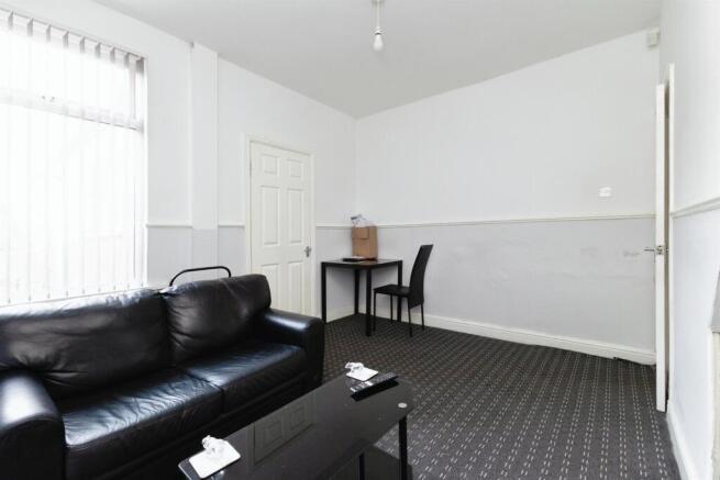 2 bed Terraced for sale Image 4