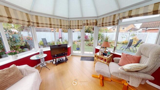 4 bed Detached for sale Image 10