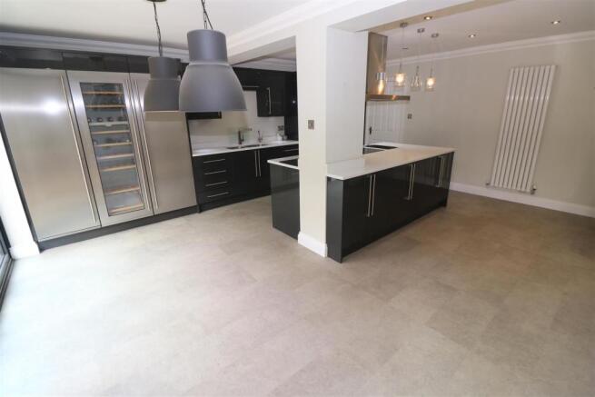 Open Plan Kitchen / Family / Sitting Room