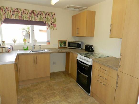 FITTED KITCHEN measuring