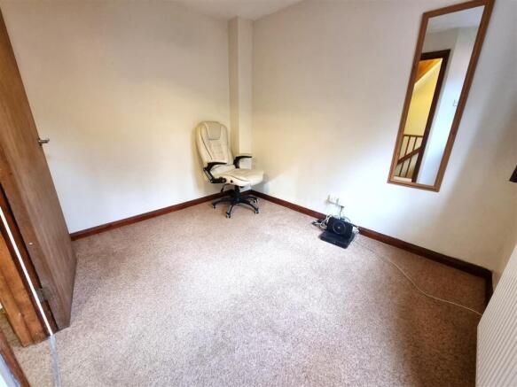 Bedroom 2.jpg