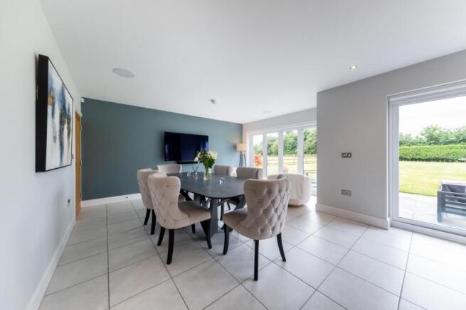 5 Grange Close-008.jpg